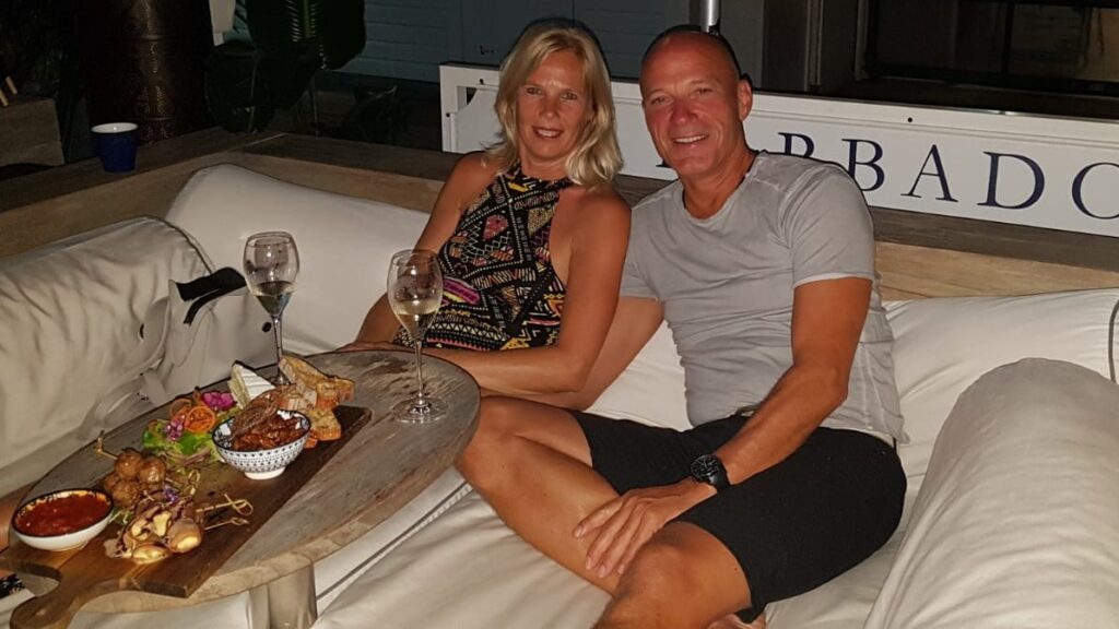 Marc & Monique Hinfelaar zijn altijd bereikbaar voor contact rond vakantiewoning Breeze21 in Ouddorp.